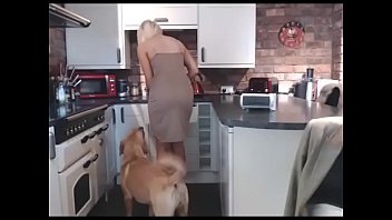 Nonton Sexy Busty Girl With Sexy Dress thumbnail