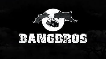 Carrie brooks likes books