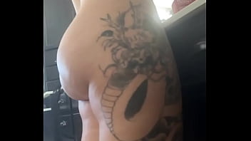 A little puerto rican booty p #lips #curlyhair #modelshoot #slay #bad #bad #adultwork #latina #puertorican #booty #clevag