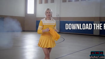 Tight Body Cougar Model Blonde Gets Naked For Playboy On A Basketball Court thumbnail