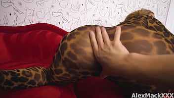 Hot cougar with amazing curves fucks a 21 year old richelle ryan alex mack