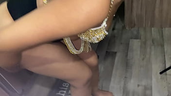 Nadia found a butt plug on the firdge and had to try it