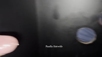 Paolla hotwife mama e fode com negro dotado em casa de swing glory hole que tem histórias viu