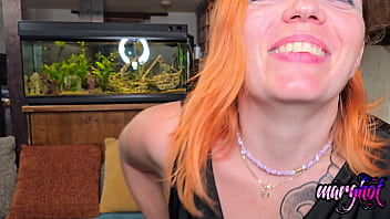 Soirée libertine j'invite des copains pour passer la soirée commencer mais un de mes invité pris de stress ma abandonner pendant la baise