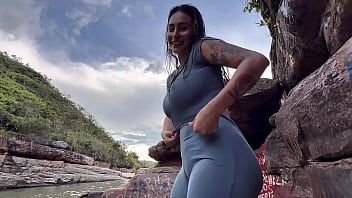 Sexo salvaje con un seguidor que encontre en el rio donde me bañaba Sexo salvaje con un seguidor que encontre en el rio donde me bañaba