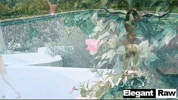 Pornstar jenna j ross fucked in the pool at elegantraw