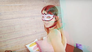 Beautiful petite babe round ass puffy cameltoe tight leggings