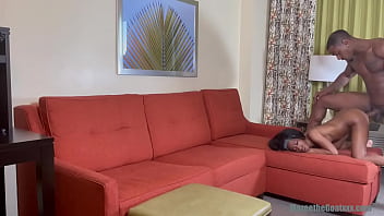 Mazee vs mini stallion