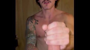 Holdencarterxxx has a dick worth rememberingcheck out the video