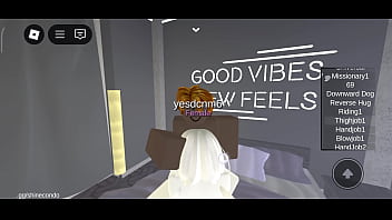 Tocino le da lección a chica anime