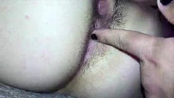 Jovencita se deja grabar mientras le hacen una super sopa le falta experiencia pero ahí va