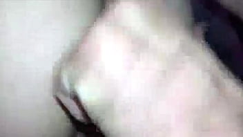 Jovencita se deja grabar mientras le hacen una super sopa le falta experiencia pero ahí va