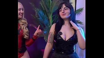 ¿es premio o castigo jugando #osecaga con las #bashgirls fungi witch fabii puffle karalove21g si