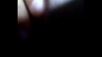 Está rica perra se toca para mí