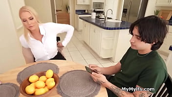 Free using two hot milfs at home