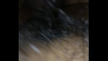 Queremos aser una fantasía con mi esposa como una doble penetración