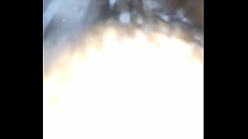 Queremos aser una fantasía con mi esposa como una doble penetración