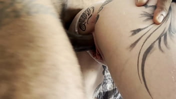 Loira safada tira a calsinha de lado e mim manda gosar varias veses dentro dela