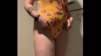 Bunny bear shows off bikini for the beach