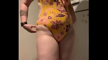 Bunny bear shows off bikini for the beach