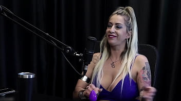 Tinha uma competição saudável com atrizes as produtoras brigavam e o mercado pornô se consolidou na pandemia julia fontanelli watch sheer red