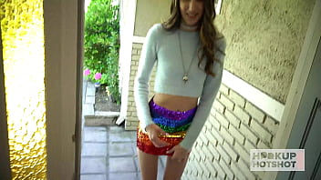 Smokin' brunette natalia nix hikes up her skirt to get packed raw