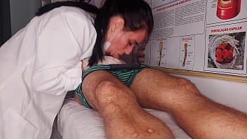 Tive uma ereção na frente da enfermeira