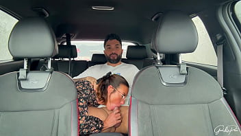Lea pam suck gael marques dick and he fucks her in the car during car wash