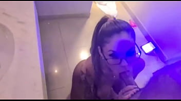 Putaria gostosa no motel com a gostosa rangel carlos