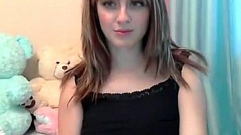 Angelic hot sexy babe angelina teasing on cam