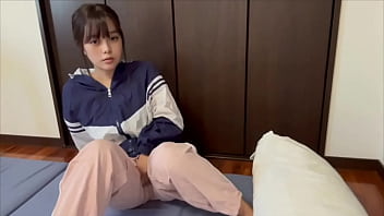 先輩と付き合うことになって、その内えっちするからおちんちん挿れやすくする為にオナニーしとかなきゃ。