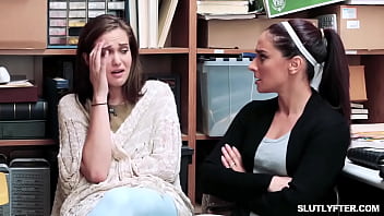 Jack pulls out his cock for bella