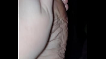 Pezinhos branquinhos delicados pequenos