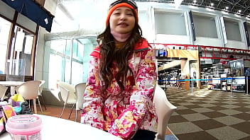 【新潟のゲレンデに激カワヤリマン女神降臨】スノーマジックファンタジーはゲレンデでおきてるんじゃない！ 露天風呂で？！布団の上でおきる！？手とおもちゃで焦らしに焦らされ興奮度max！トビシオおま○こが名器すぎて即イキ昇天の巻！！