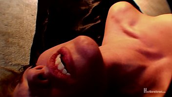 Footpixie stretches out