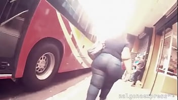 Mega pear ssbbw exorbitante sinigual y fascinante morena Mega pear ssbbw exorbitante sinigual y fascinante morena