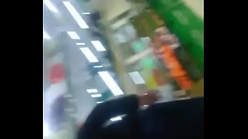 Seksowna milf nagrywana z ukrycia super laska