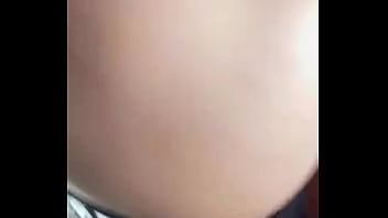 Bailando rico en tanga