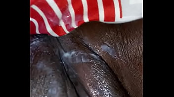 Nassau thumbs up creamy creamy