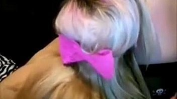 Amateurs in front of webcam