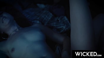 Golden emma & ruby’s roadside tongue fuck festival