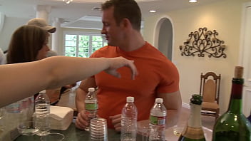 Slutty madison parker make a slutty blowjob