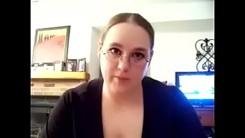 Plump wife doing her thing