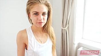 Bonnie dolce i anal creampie this super skinny girl at the gym