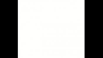 Le gusta mandarme videos