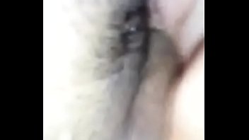 Le gusta mandarme videos