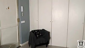 Nonton House Burglar Buttcrack Was Electrocuted In The Chair thumbnail