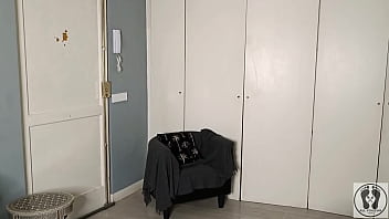 House burglar buttcrack was electrocuted in the chair