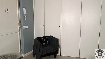 House burglar buttcrack was electrocuted in the chair