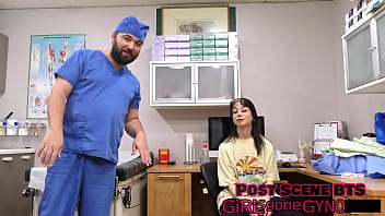 Relaxed gynecology ditria rose